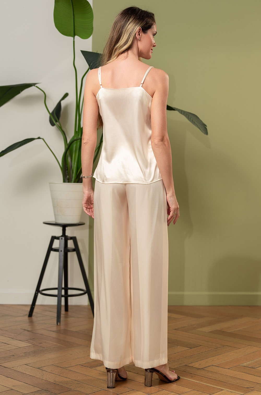 Ilona 7545