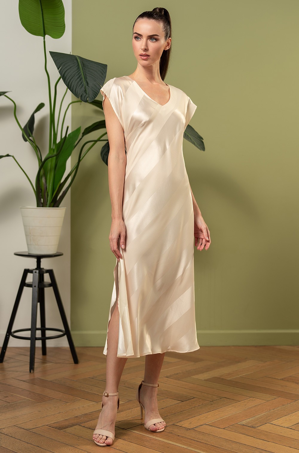 Ilona 7548