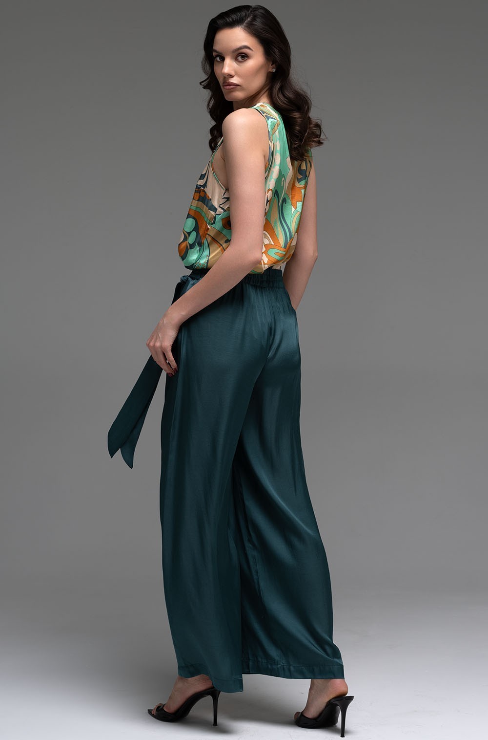 Capri 4565