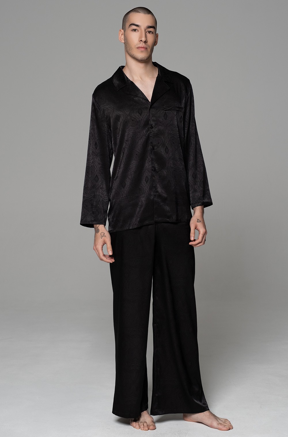 Anora 4807