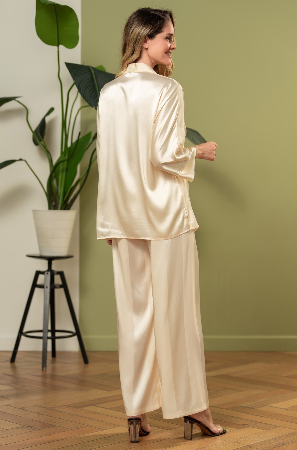 Ilona 7546