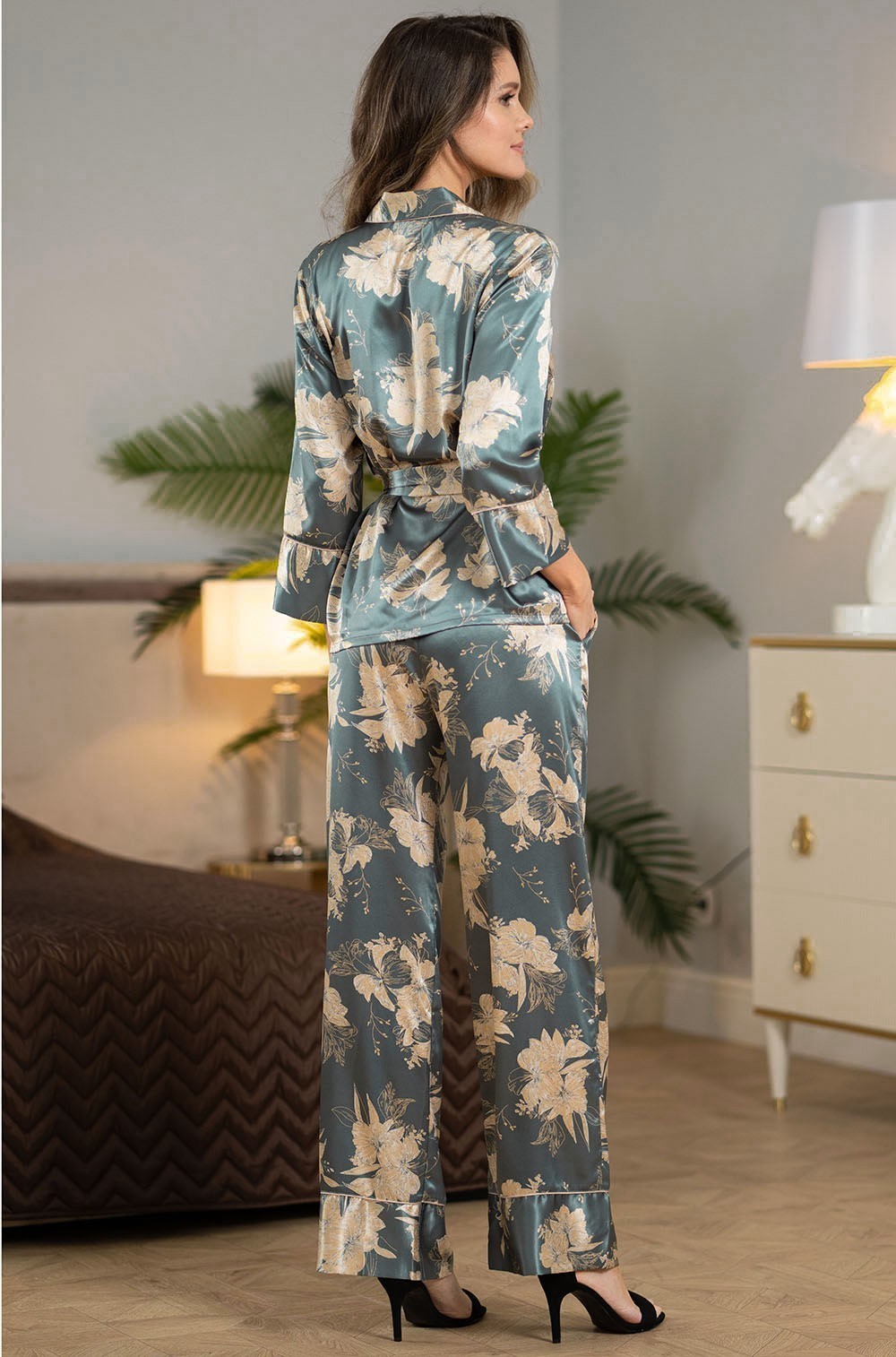 Ornelia 3836